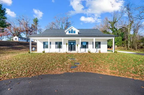 520 Raflo Place Ave, Bedford, VA 24523