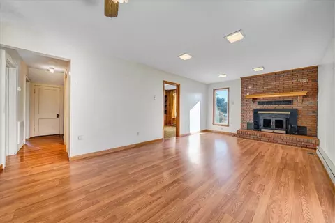 Living - 1859 Fort Chiswell Rd, Max Meadows, VA 24360 photo 7 of 9