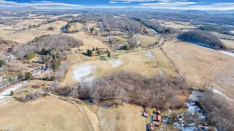 View/Area - 1859 Fort Chiswell Rd, Max Meadows, VA 24360 photo 10 of 16