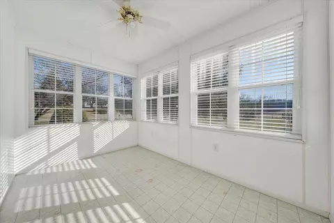 Exterior - 1859 Fort Chiswell Rd, Max Meadows, VA 24360 photo 6 of 20