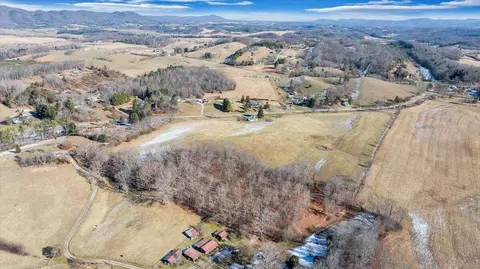View/Area - 1859 Fort Chiswell Rd, Max Meadows, VA 24360 photo 11 of 16