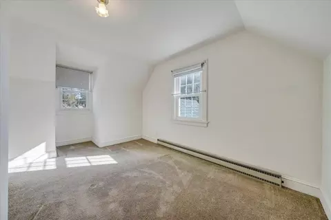 Bedroom - 1859 Fort Chiswell Rd, Max Meadows, VA 24360 photo 5 of 6