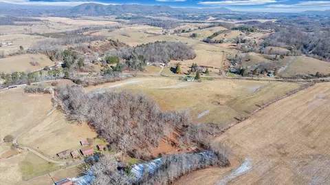 View/Area - 1859 Fort Chiswell Rd, Max Meadows, VA 24360 photo 12 of 16