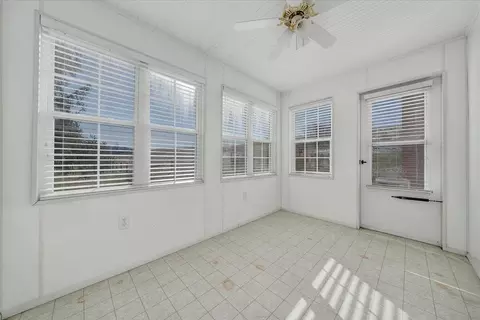 Exterior - 1859 Fort Chiswell Rd, Max Meadows, VA 24360 photo 5 of 20