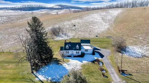 1859 Fort Chiswell Rd, Max Meadows, VA 24360