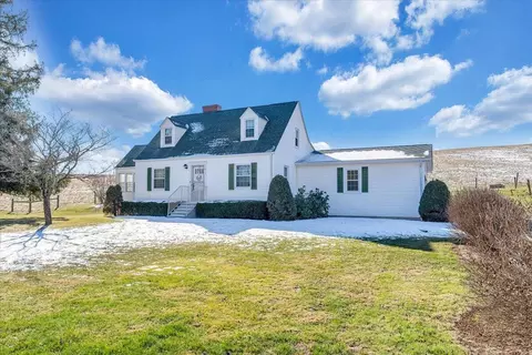 Exterior - 1859 Fort Chiswell Rd, Max Meadows, VA 24360 photo 13 of 20