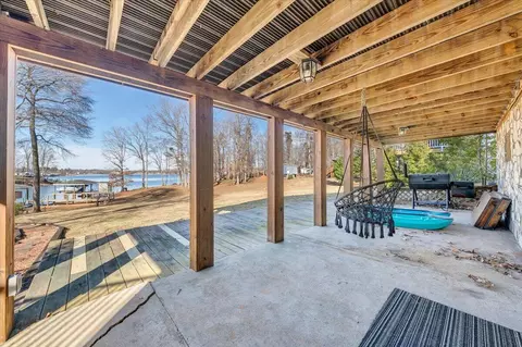 Exterior - 1111 Jefferson Dock Rd, Penhook, VA 24137 photo 6 of 9