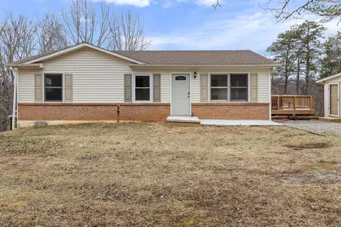 2883 Timber Rdg, Buchanan, VA 24066