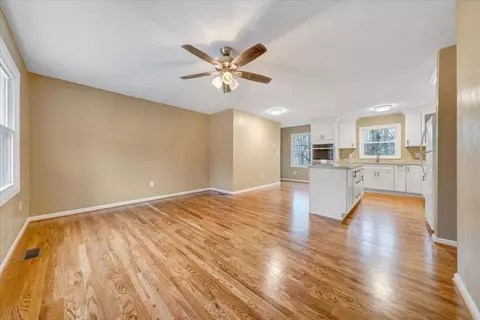 Living - 5146 Keffer Rd, Catawba, VA 24070 photo 1 of 7