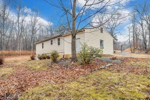 Exterior - 5146 Keffer Rd, Catawba, VA 24070 photo 8 of 12