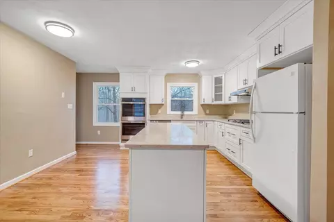 Kitchen - 5146 Keffer Rd, Catawba, VA 24070 photo 4 of 5