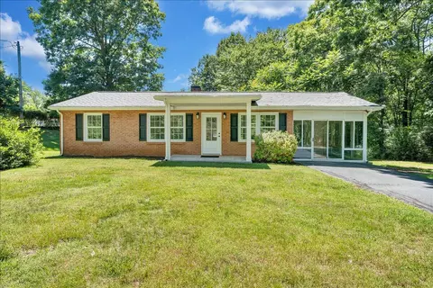 4883 Edwardsville Rd, Hardy, VA 24101