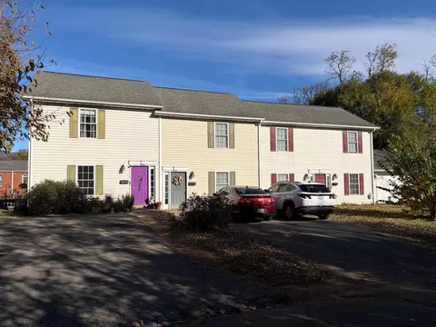 113-115 W 1 St #117, Salem, VA 24153