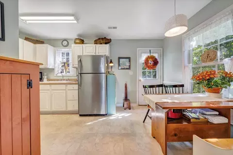 Kitchen - 411 E Jackson Ave, Vinton, VA 24179 photo 3 of 3