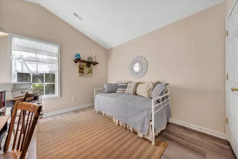 Bedroom - 411 E Jackson Ave, Vinton, VA 24179 photo 4 of 4