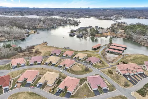 1049 San Marcos Ct, Moneta, VA 24121