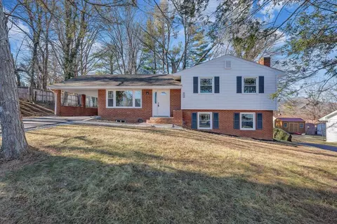 1602 Angus Rd NW, Roanoke, VA 24017