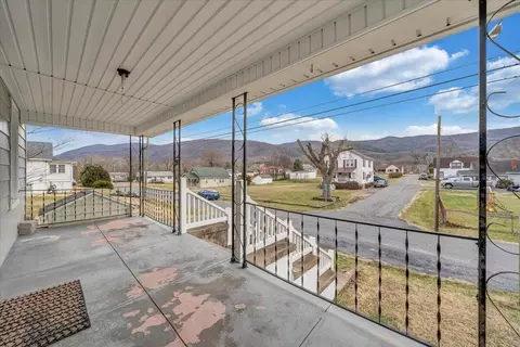 Exterior - 234 E Parrish St, Covington, VA 24426 photo 2 of 5