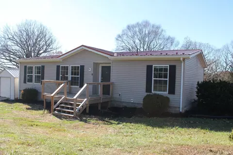 390 Bedford Hwy, Lynch Station, VA 24571