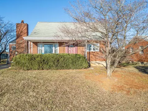 314 Lynn Haven Cir, Vinton, VA 24179