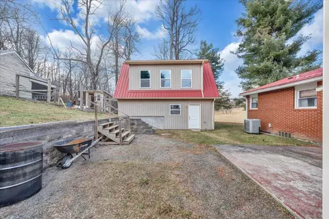 9009 Poor Mountain Rd, Bent Mountain, VA 24059 photo 25