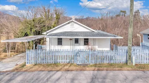 Other - 1925 Willis St, Salem, VA 24153 photo 2 of 8