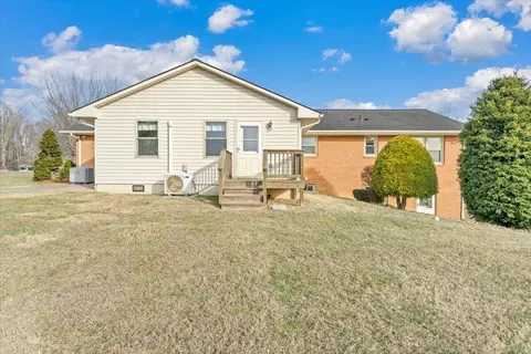 Exterior - 5985 Collier St, Dublin, VA 24084 photo 5 of 14