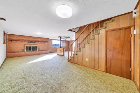 Living - 5985 Collier St, Dublin, VA 24084 photo 8 of 10