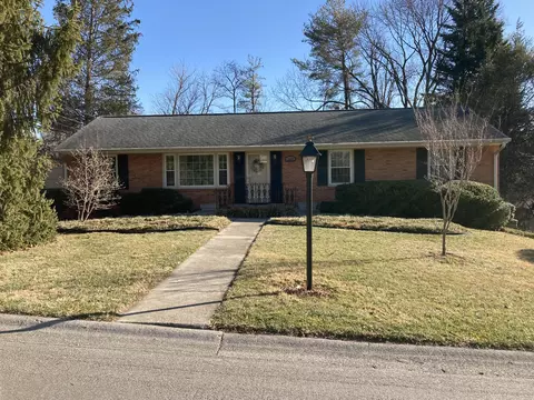 3302 Kenwick Trl, Roanoke, VA 24018