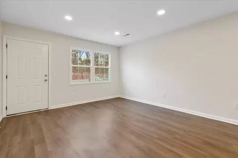 138 Pierce Ave, Pulaski, VA 24301 photo 6
