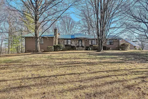 2770 Gravel Hill Rd, Vinton, VA 24179