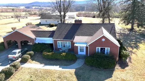 5581 Franklin St, Ferrum, VA 24088