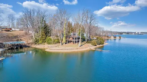 View/Area - 188 Hardy Ct, Penhook, VA 24137 photo 10 of 23