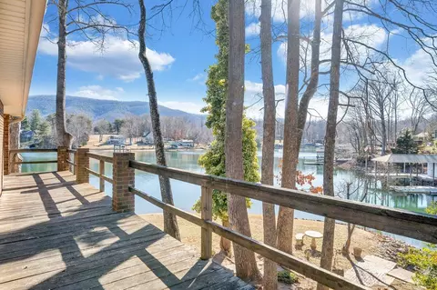 Exterior - 188 Hardy Ct, Penhook, VA 24137 photo 12 of 37