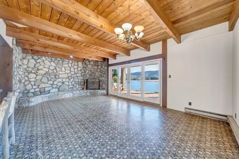 Living - 188 Hardy Ct, Penhook, VA 24137 photo 8 of 17