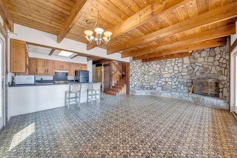 Living - 188 Hardy Ct, Penhook, VA 24137 photo 6 of 17