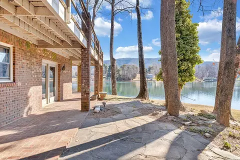 Exterior - 188 Hardy Ct, Penhook, VA 24137 photo 2 of 37