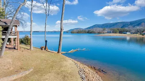 View/Area - 188 Hardy Ct, Penhook, VA 24137 photo 7 of 23