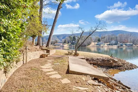 Exterior - 188 Hardy Ct, Penhook, VA 24137 photo 22 of 37