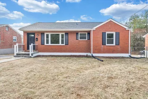 4960 Florist Rd NW, Roanoke, VA 24012