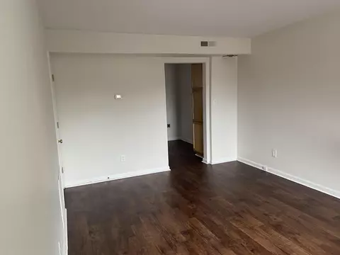 Living - 330 Maddock Ave NE, Roanoke, VA 24012 photo 1 of 1