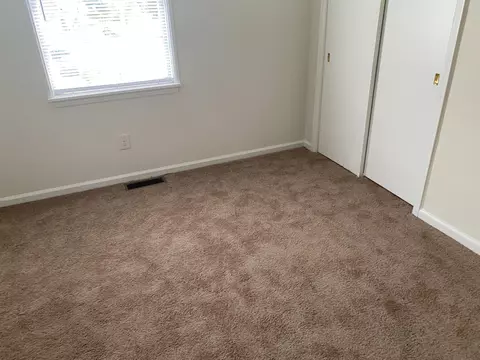 Bedroom - 330 Maddock Ave NE, Roanoke, VA 24012 photo 4 of 5
