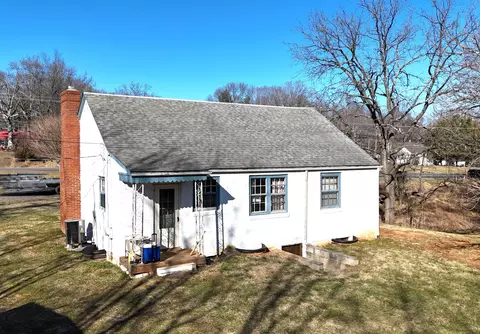 5991 Franklin St, Ferrum, VA 24088 photo 7