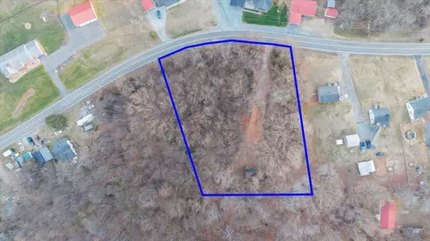 585 Doe Run Rd, Rocky Mount, VA 24151