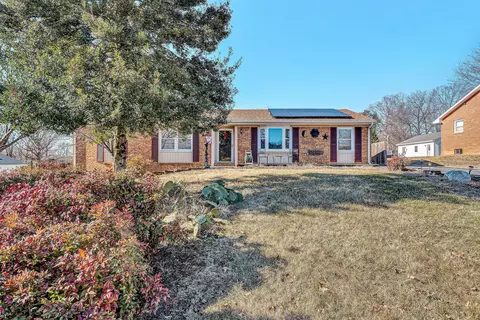 839 Knollwood Dr, Troutville, VA 24175