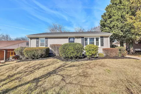 232 Verndale Dr, Roanoke, VA 24019