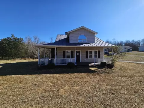 460 Morewood Rd, Hardy, VA 24101