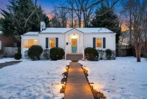 1868 Carlton Rd SW, Roanoke, VA 24015