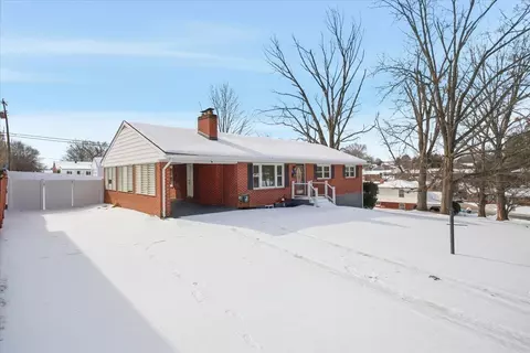 109 Maplelawn Ave NE, Roanoke, VA 24012