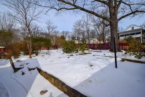 Exterior - 3108 Spring Rd SW, Roanoke, VA 24015 photo 8 of 14